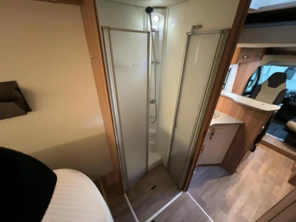 WEINSBERG Caraloft 700 MXH - Ansicht 17